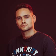 Rene Luis's Instagram, Twitter & Facebook