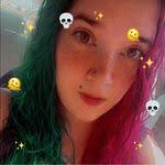 Niki Beeler's Instagram, Twitter & Facebook