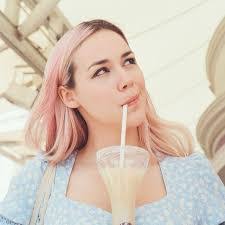 Lauren Everson's Instagram, Twitter & Facebook