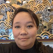 Are there people that do tattoo ideas consulting? Like I can sit down and  tell them things about me and my passions and they come up with ideas?