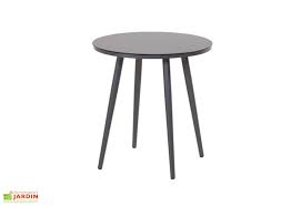 epingle sur mobilier de jardin