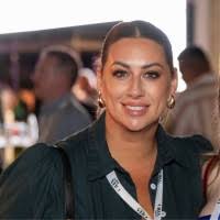 1000+ "-'aabraham Lincoln" profiles