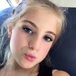 Mollie Kenyon's Instagram, Twitter & Facebook