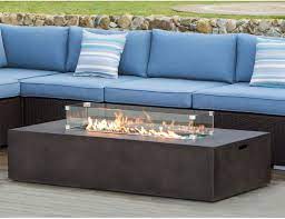 Enjoy an evening in your yard with an outdoor fire pit table from woodlanddirect.com. The Best Propane Fire Pit 2021 Reviews