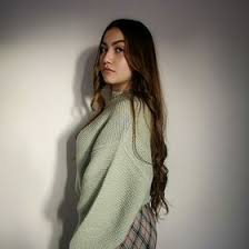 Valentina Luque (valenluque_)