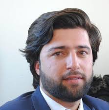 امامعلی رحمان، رئیس‌جمهور تاجیکستان، قانونی را امضا کرده است که حجاب و  جشن‌های مراسم عید فطر و عید قربان را ممنوع می‌کند. به گزارش وبسایت خبری  آسیا پلاس در تاجیکستان، این قانون