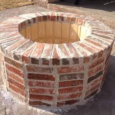 I Know My Father In Law Could Build This Complete With The Fire Brick He Spent His Engineering Career Working With Brick Fire Pit Fire Pit Fire Pit Cooking