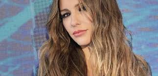 Me apasiono con todo lo que hago. Pampita And The Last Chance A Man Gives Tuul