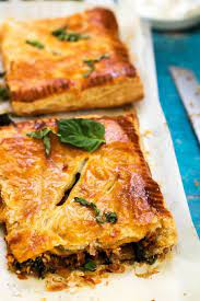 Italian Lasagna Inspired Spicy Sausage Slab Pie All That S Jas Recipe Puff Pastry Recipes Dinner Slab Pie Recipes