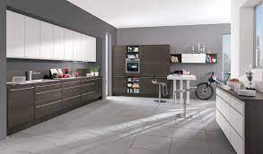 Our vast array of german kitchens feature customizable design solutions that offer roughly 2,000 color options, and a wide variety of finishes to choose from. Traditional Kitchen Cabinets Nyc