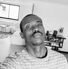 Leon Dobson's Instagram, Twitter & Facebook