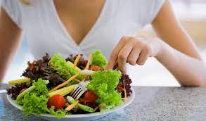 Dimagrire velocemente riducendo le calorie. Cosa Mangiare Per Dimagrire Ecco 20 Alimenti Per Perdere Peso In Fretta