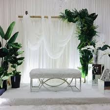 Posted by salon pesona idaman at 18:34. Pelamin Tunang Simple 2020 Pelamin Simple