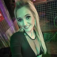 Local chef connections for aspiring pastry chef