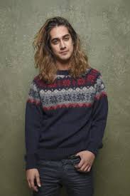Come See How Avan Jogia S New Haircut Completely Transformed His Look Long Hair Styles Men Avan Jogia Long Hair Styles