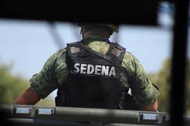 La secretaría de defensa nacional tiene como misión organizar, administrar y preparar al ejército y la fuerza aérea mexicanos, con objeto de defender la integridad, la. Sedena Quiere Combatir Narcos Con Fusiles Tendencias
