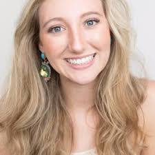 Janna Ashton's Instagram, Twitter & Facebook