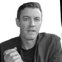 100+ "Laszló" profiles