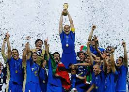 News sulla nazionale, la storia azzurra, tutti i giocatori, gli allenatori, l'andamento stagione per albi d'oro, tabelle comparative, curiosità, video e tanto altro sulla nazionale italiana di calcio. Fifa World Cup Onthisday In 2006 Nazionale Italiana Di Facebook