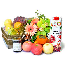 Beautiful fruit baskets can rightfully be called gifts with taste. Fruit Basket Delivery In Shah Alam Malaysia Fruit Gifts Delivery Premium Online Florist In Malaysia Florygift Deliver Flowers Gifts