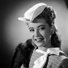 Happy Heavenly Birthday to actress and singer Gloria DeHaven (1925-2016)  💖💖💖. A native of California, DeHaven was the daughter of actor/director  Carter DeHaven (1886-1977) and actress Flora Parker DeHaven (1883-1950).  She made
