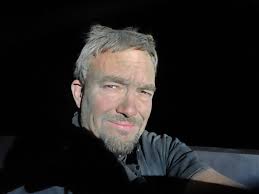 Alright guys and gals? Just completed the Berlin inline marathon and I'm  now hooked. There are many around the world, but my budget simply doesn't  allow me to hit more than, say,