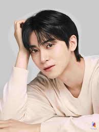 Han Gi-chan finds his voice in 'Wedding Banquet'