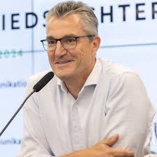 Belastungssteuerung bei Schiedsrichtern: "Sehr enger Draht"