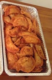Empanadas Puerto Rican Style Ingredients 1 2 Lb Ground Beef 1 Tbsp Olive Oil 2 Tbsp Sofrito 1 Packet Sazon W Cori Mexican Food Recipes Island Food Food