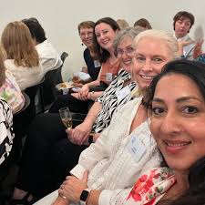 Lara Porter Illustrator