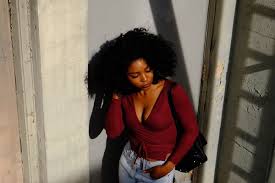 Instead of going for an extreme haircut, gradually remove your relaxed hair by frequently getting trims. How Fast Does Natural Hair Grow