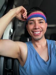 Woke up bisexual and proud 🏳️‍🌈