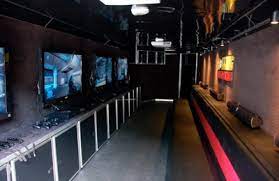 Our trailers will not block alleys or neighbor's driveways. Rolling Video Games Of Chicagoland Inc 14600 Kilpatrick Ave Midlothian Il 60445 Yp Com