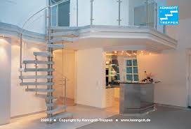 Spindeltreppen, oft auch wendeltreppen genannt gehören zu den spektakulärsten treppenbauweisen, besonders wenn die konstruktion in der vollen höhe sichtbar bleibt. Kenngott Spindeltreppen Fur Innen Und Aussen