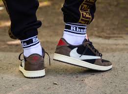 Jordan brand and travis scott continue their cactus jack streak with another air jordan 1 low that surfaced during travis scott's grammy's. Air Jordan 1 Travis Scott Low Cheap Online