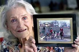 Gardening keeps former Berryville postmaster busy at 90