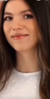 Hi beautiful it's me where are you I'm here still waiting for you I'm  buying ice cream for you please baby girl come back ice cream is melting  now come back to