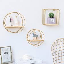 D'autre part, vous pouvez aussi créer de la convivialité et de l'ambiance avec vos étagères murales. Etagere Murale Or En Fer Rack Decor Pour Salon Chambre Rond 20x10 Cm Cdiscount Maison