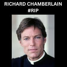 Paula Lagrange's Instagram, Twitter & Facebook