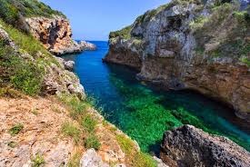 Villa caprice is located on the hilltop of pines elounda, this brand new villa is overlooking the elounda bay and is one of the very few villas in the area that offers breathtaking views over and above the. Villa Caprice Menorca S Algar Menorca Villas To Rent With Private Pool
