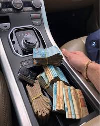 Dinheiro Sem Cerebro E Sempre Perigoso Luxo Avancado Money Magnatas Banker Luxury Cars Range Rover Luxury Luxury Cars