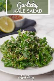 Massaged Kale Caesar Salad With Parmesan And Panko In 2020 Kale Caesar Salad Creamy Garlic Dressing Kale