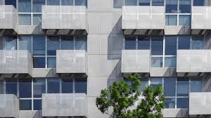 Que ce soient des travaux validés par l'ag, ou des travaux privatifs. Transformer Son Balcon En Veranda Dans Une Copropriete