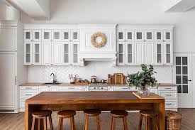A gathering and eating area is common to the farmhouse style. What Is Modern Farmhouse Interior Design Definition Plus The Basics