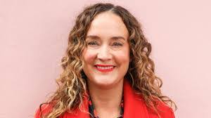 Tonia Mahoney's Instagram, Twitter & Facebook