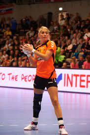 Official profile of olympic athlete estavana polman (born 05 aug 1992), including games, medals, results, photos, videos and news. Estavana Polman Netherlands Handball Players Team Handball Sport Inspiration