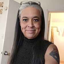 She and her mother made a heartwarming gesture to pay tribute.