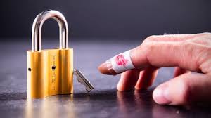 And the 3 digit mechanical safe is a great puzzle; Solving The Dangerous Lock Puzzle Watch Your Fingers Lvl10 Youtube