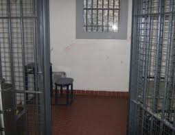 B retourner à la ligne et créer un nouveau paragraphe. Info Libertaire Actualite Militante Et Info Anarchiste