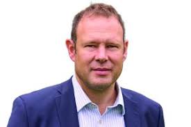 Expertise and Opinion